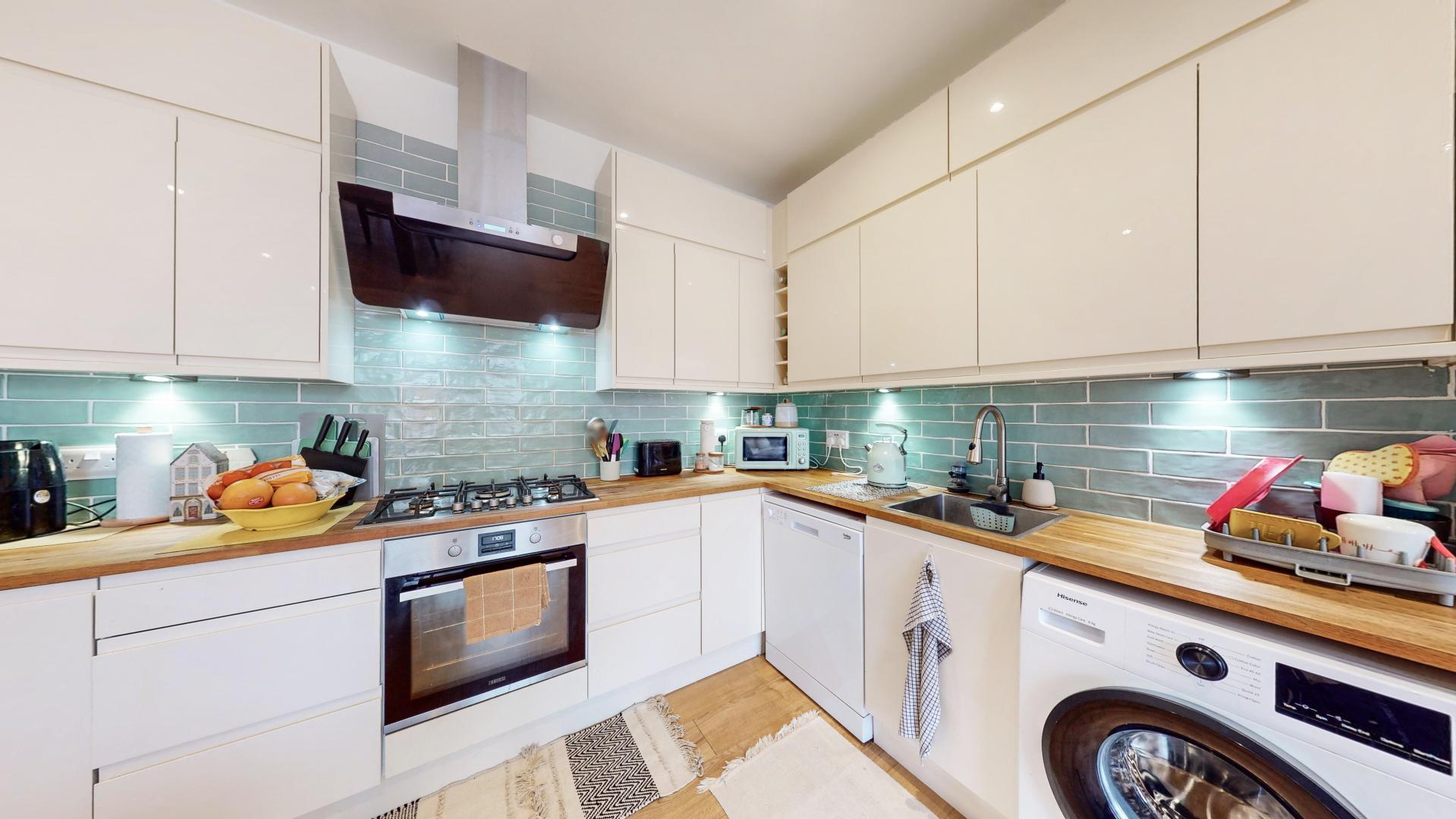 Stunning Sharers Apartment Fairhazel Gardens, West Hampstead